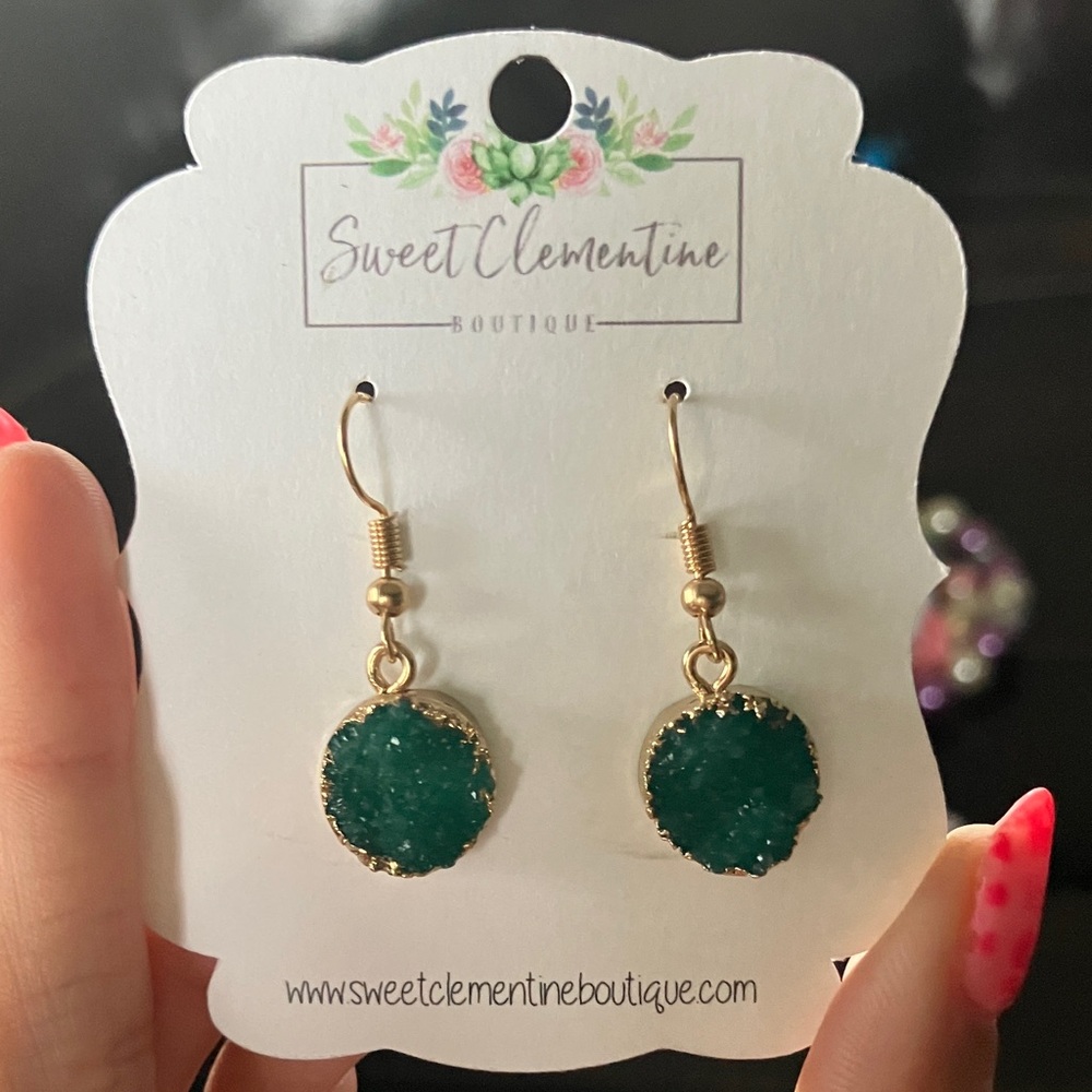Sweet Clementine Gold-Plated Emerald Green Druzy Drop Earrings